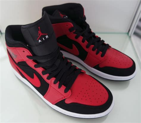 nike jordans rood zwart wit|Nike jordan 4 sneakers.